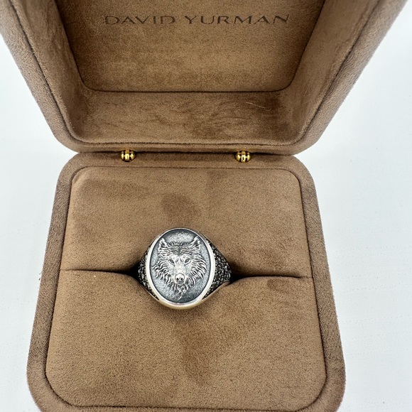David Yurman Silver Wolf Emblem Ring - Picture 2 of 7
